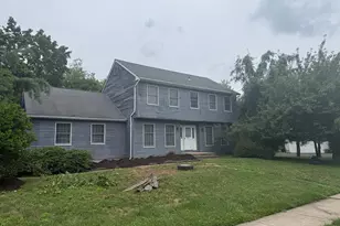 1 Dutchess Ln, Dayton, NJ 08810 - Photo 2