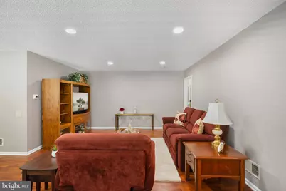 212 N Pondview Boulevard, Monroe Township, NJ 08831 - Photo 4