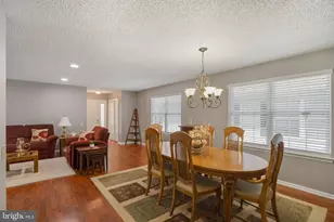 212 N Pondview Blvd, Monroe Township, NJ 08831 - Photo 8