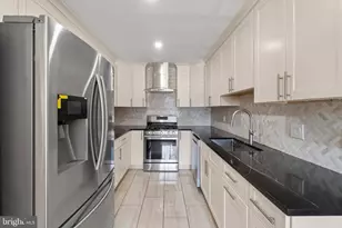 155 Thoreau Dr, Plainsboro Township, NJ 08536 - Photo 10