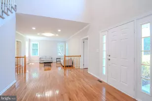 37 Kinglet Dr S, Cranbury Township, NJ 08512 - Photo 18