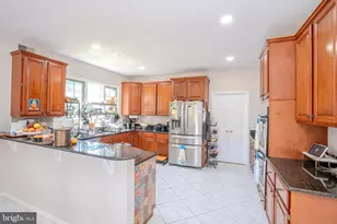 37 Kinglet Dr S, Cranbury Township, NJ 08512 - Photo 30