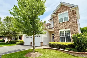38 Inverness Dr, Kendall Park, NJ 08824 - Photo 2