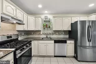 8 Henry Ct, Plainsboro Township, NJ 08536 - Photo 6