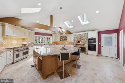 7 Monroe Place, Cranbury Township, NJ 08512 - Photo 4