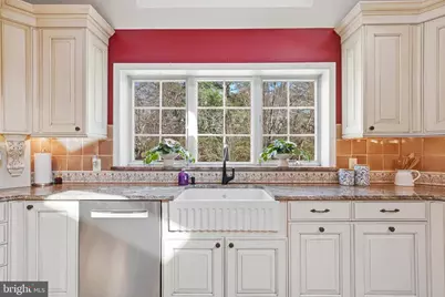 7 Monroe Place, Cranbury Township, NJ 08512 - Photo 12