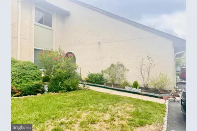 163 Thoreau Drive, Plainsboro Township, NJ 08536 - Photo 4