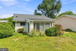 287 Oradell Dr, Monroe Township, NJ 08831 - Photo 2