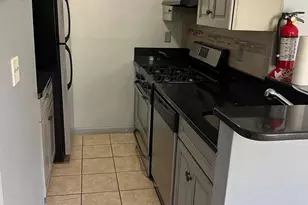 68 Crosspointe Dr, East Brunswick Township, NJ 08816 - Photo 2
