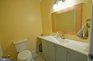 1702 Oak Ct, Monmouth Junction, NJ 08852 - Photo 8