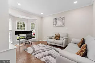 30 Larkspur Dr, Dayton, NJ 08810 - Photo 6