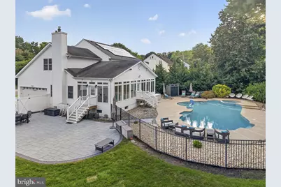 7 Sarah Court, Monmouth Junction, NJ 08852 - Photo 2