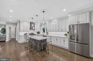 7 Sarah Ct, Monmouth Junction, NJ 08852 - Photo 14