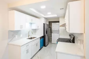 140 Plymouth Ln, Monroe Township, NJ 08831 - Photo 12