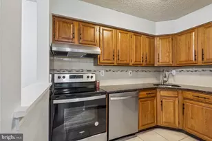 2303 Aspen Dr, Plainsboro Township, NJ 08536 - Photo 8