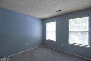 361 Hadleigh Ln, North Brunswick Township, NJ 08902 - Photo 22