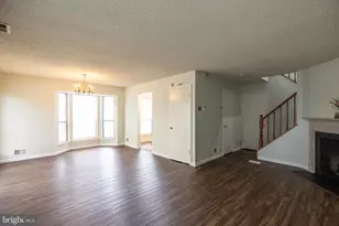 361 Hadleigh Ln, North Brunswick Township, NJ 08902 - Photo 12
