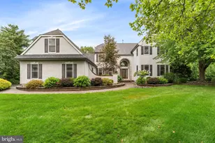 1 Woodland Dr, Cranbury Township, NJ 08512 - Photo 2