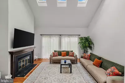 1212 Holly Court, Monmouth Junction, NJ 08852 - Photo 10