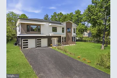 3 Tyne S, Kendall Park, NJ 08824 - Photo 2