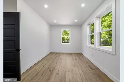 3 Tyne S, Kendall Park, NJ 08824 - Photo 30