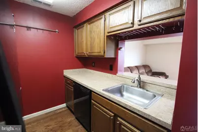 5015 Ravens Crest Drive, Plainsboro Township, NJ 08536 - Photo 6