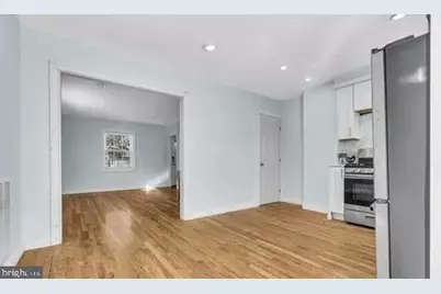 580 Garden Avenue, Woodbridge Township, NJ 07095 - Photo 2