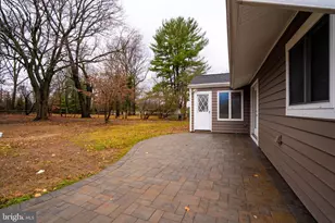 127 Kendall Rd, Kendall Park, NJ 08824 - Photo 34