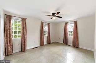 13 Sussex, Monroe Township, NJ 08831 - Photo 16