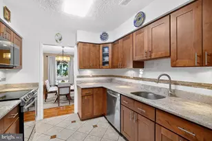 63 Thoreau Dr, Plainsboro Township, NJ 08536 - Photo 8
