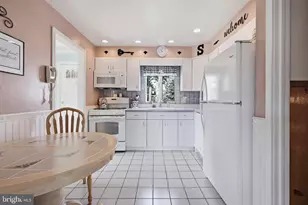 381 Carteret, Carteret, NJ 07008 - Photo 20