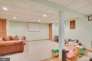19 Annette Dr, Edison, NJ 08820 - Photo 30