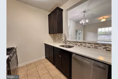 618 Strassle Way, South Plainfield, NJ 07080 - Photo 10