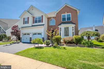 8 Jumping Brook Court, Monroe Township, NJ 08831 - Photo 4