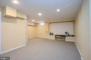 1311 Blossom Cir, Dayton, NJ 08810 - Photo 32