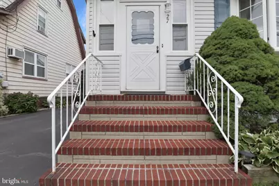 27 Hermann, Carteret, NJ 07008 - Photo 4