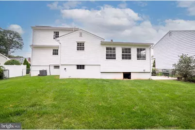 21 Pennington, Colonia, NJ 07067 - Photo 6