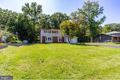 14 Woodmere Road, North Brunswick Township, NJ 08902 - Photo 4