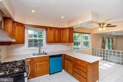 14 Woodmere Road, North Brunswick Township, NJ 08902 - Photo 34