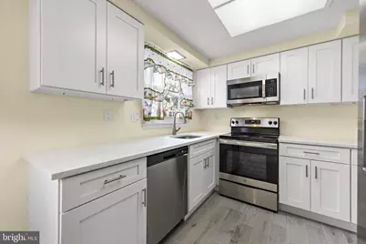 420 Newport Way #420A, Monroe Township, NJ 08831 - Photo 20