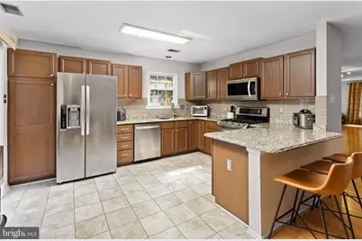301 Pheasant Run, Monmouth Junction, NJ 08852 - Photo 16