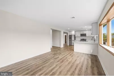 2 Kendall Drive, Sayreville, NJ 08859 - Photo 4