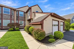 8 Rothwell Dr, Monroe Township, NJ 08831 - Photo 1