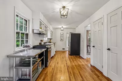 163 N Main Street, Cranbury Township, NJ 08512 - Photo 14