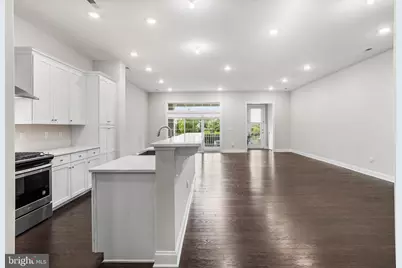 38 Hamilton Drive, Cranbury Township, NJ 08512 - Photo 8