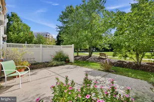 4 Hedge Row Rd, Plainsboro Township, NJ 08540 - Photo 6