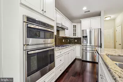 204 Ellsworth Way, Monmouth Junction, NJ 08852 - Photo 4