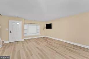 127 Baron Ln, East Brunswick Township, NJ 08816 - Photo 2