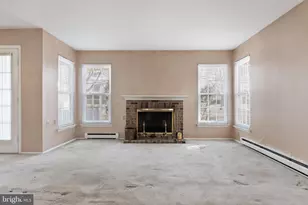 914 Liverpool Cir, Manchester Township, NJ 08759 - Photo 6