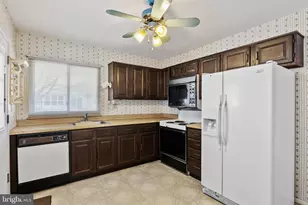 914 Liverpool Cir, Manchester Township, NJ 08759 - Photo 14